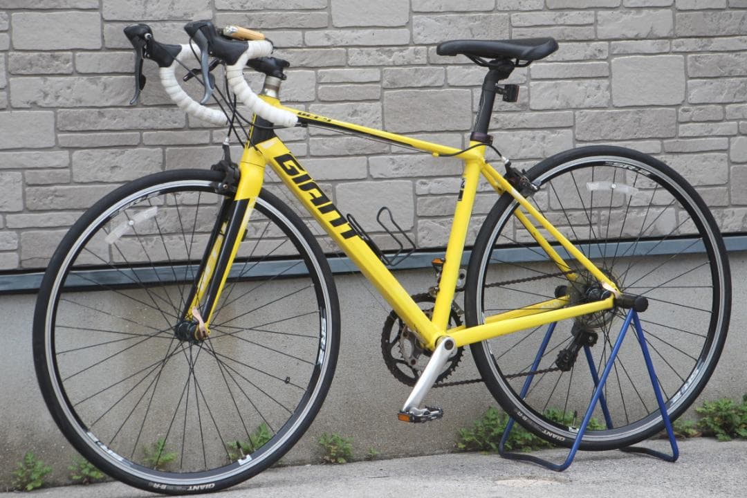 引き取り限定♪人気のGIANT♪DEFY4♪ALUXX♪ロードバイク入門用に♪