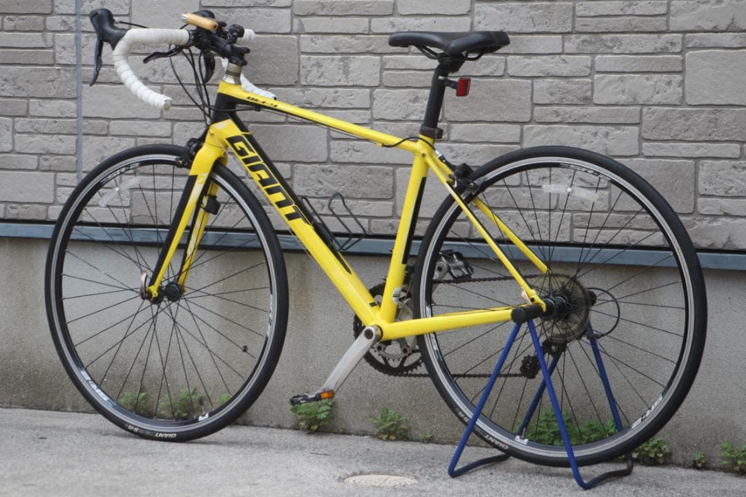 引き取り限定♪人気のGIANT♪DEFY4♪ALUXX♪ロードバイク入門用に♪