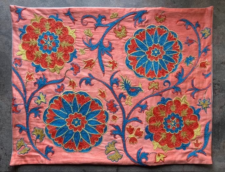 ウズベキスタン製 シルク スザニ刺繍 クッションカバー 60×49 SZN719