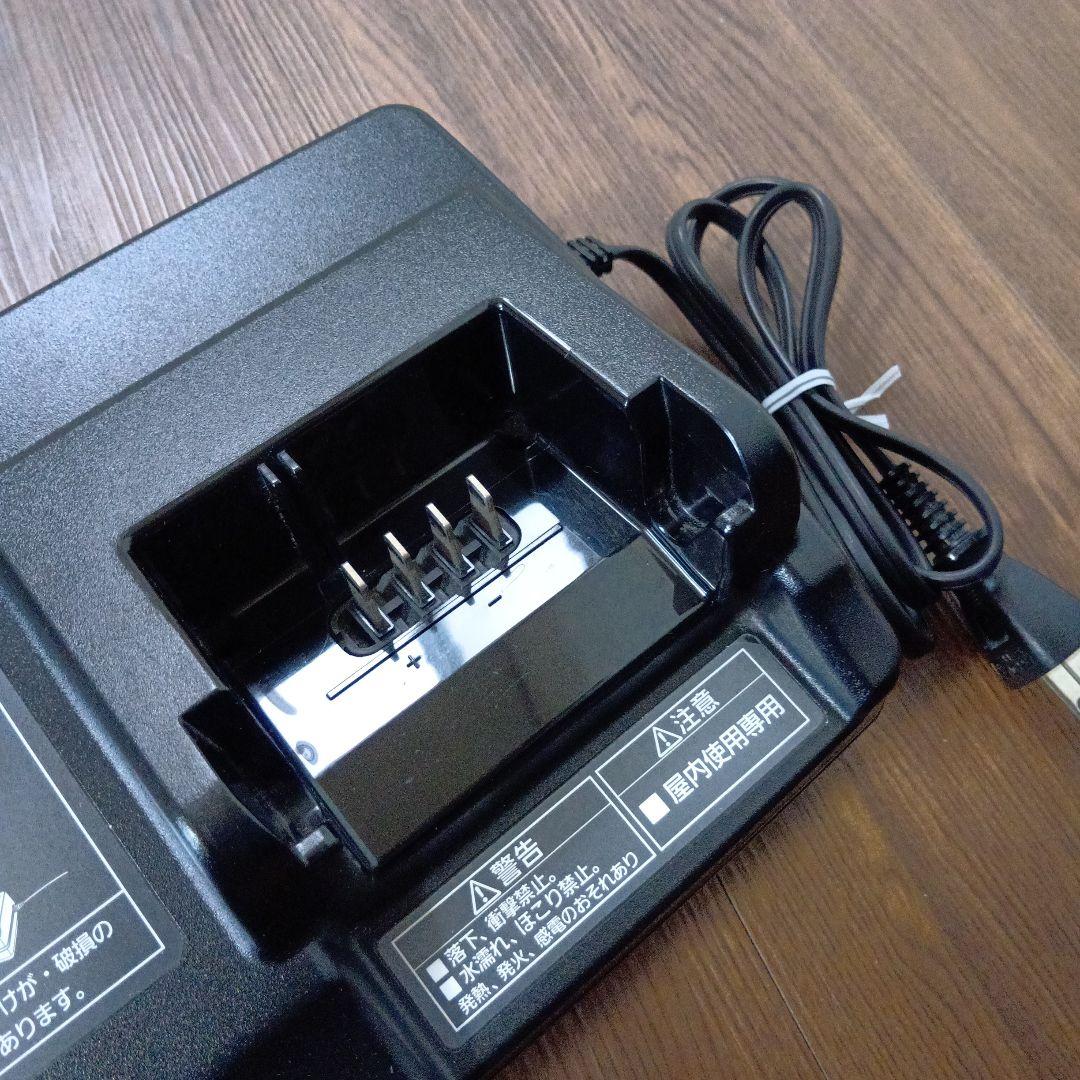 Panasonic 自転車バッテリー充電器 NKJ073Z