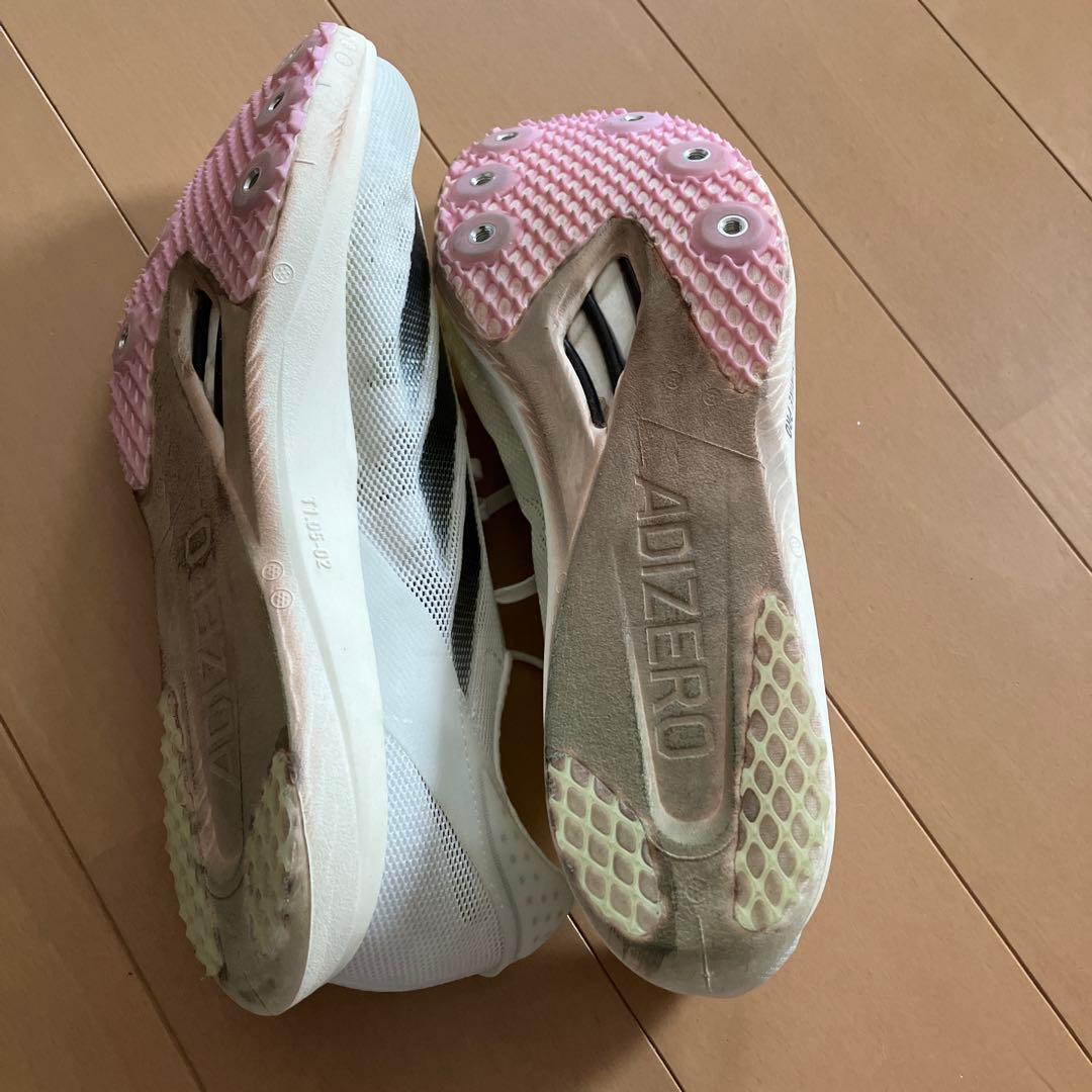 ADIZERO スパイクシューズ ホワイト/イエロー長距離用26センチ