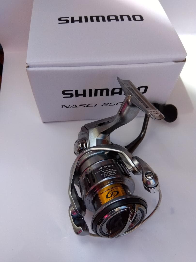 シマノ　ナスキー　2500ＨＧ　4969363043184