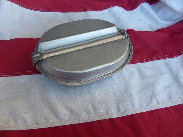 米軍実物　 メスキットパン　WYOTT　食器　アウトドア　327