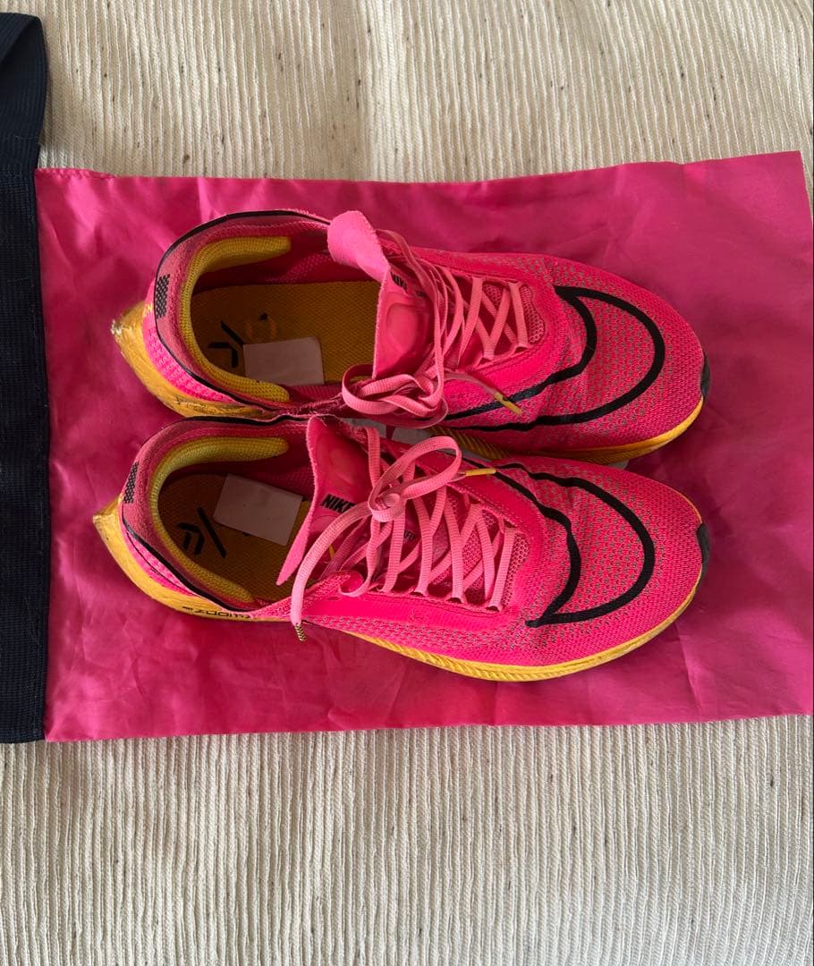 Nike ZoomX ストリークフライシューズ ピンク/イエロー
