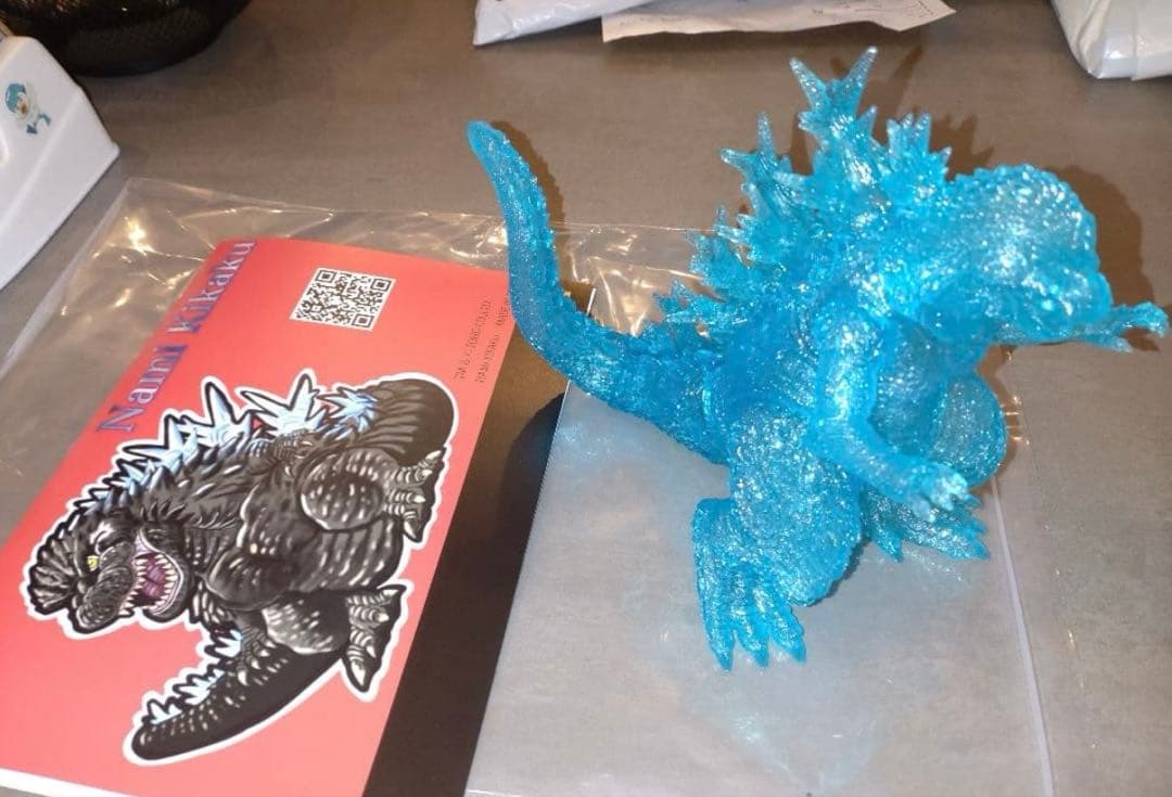 青いゴジラ　フィギュア　ソフビ　クリアブルー　ワンフェス
