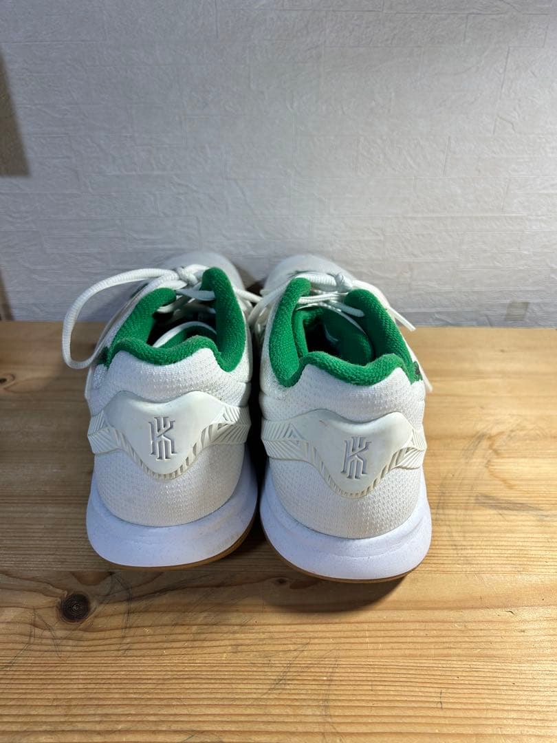 Nike カイリーフライトラップ2 EP 28.5cm