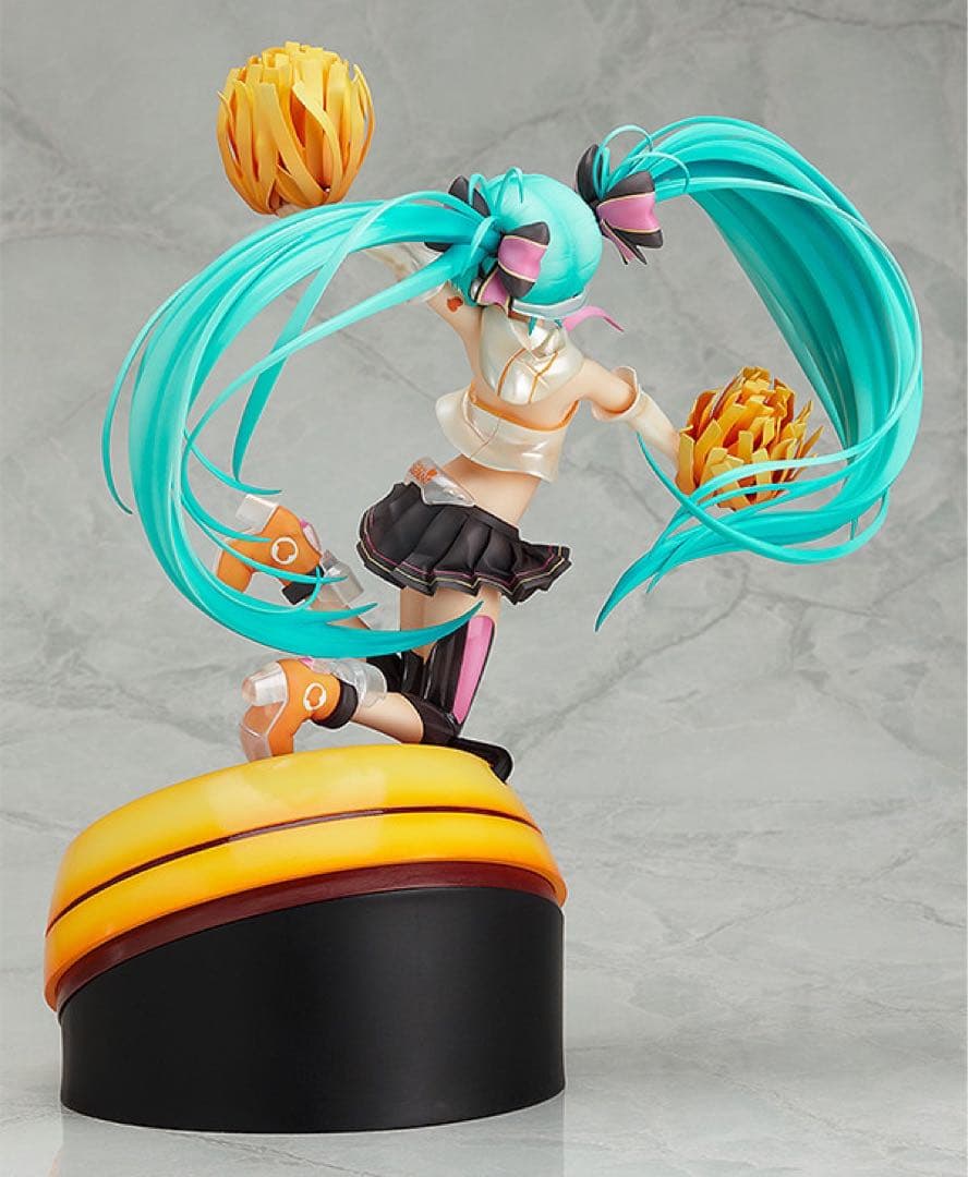 【新品未開封】初音ミク Cheerful Ver. 1/8塗装済み完成品