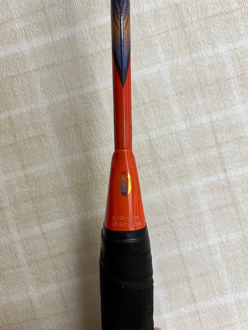 バドミントンラケット ASTROX77TOUR 4U5G