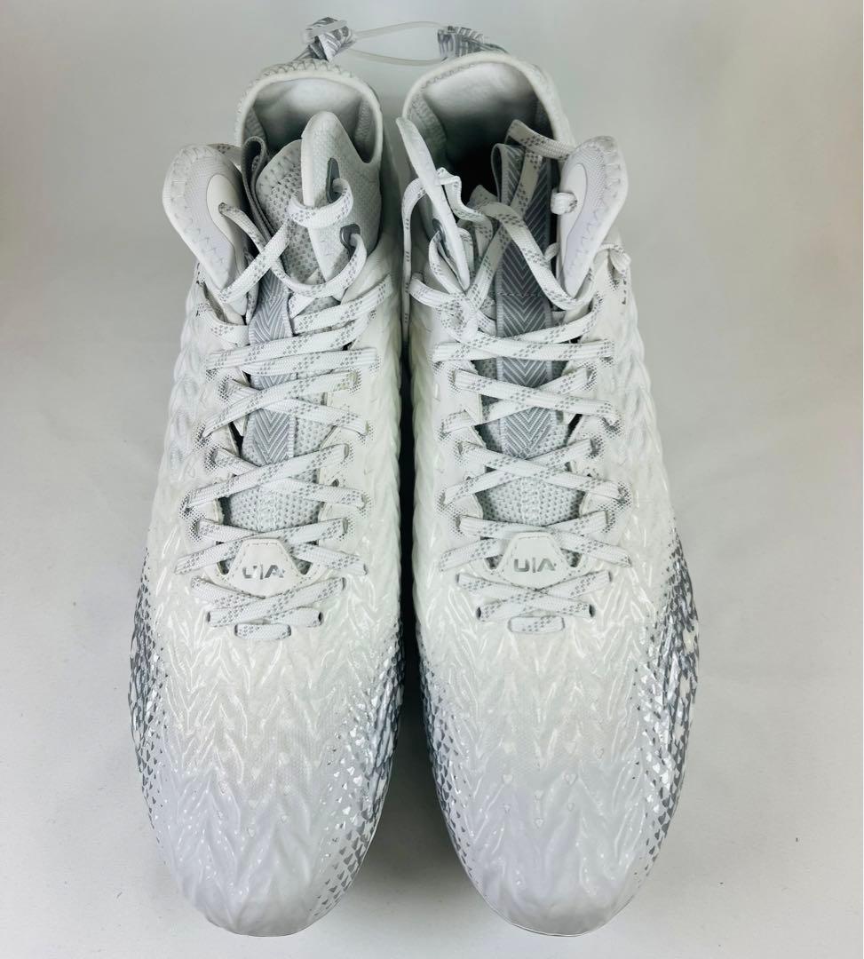 UA SPOTLIGHT CLONE 3.0 アメフト スパイク 30