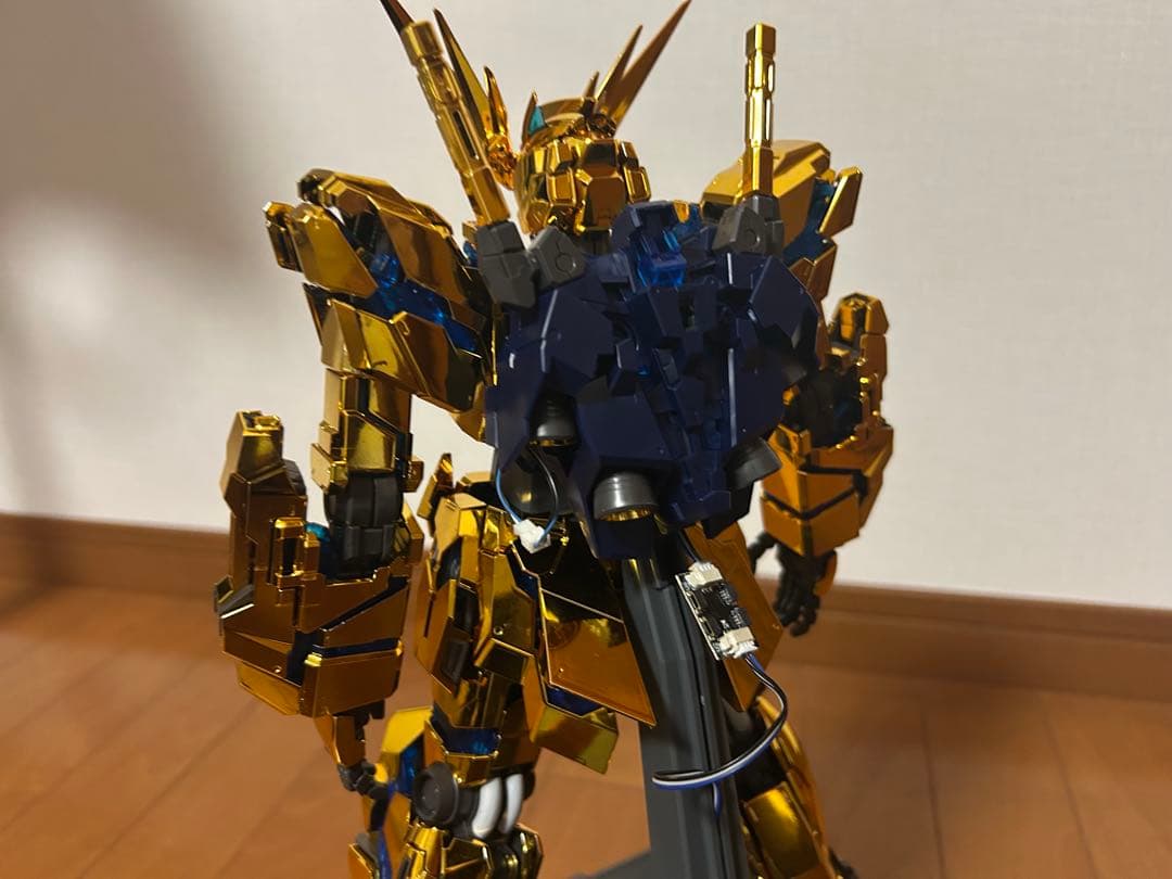 ＰＧ ユニコーンガンダム３号機 フェネクス（ナラティブＶｅｒ．）パチ組み