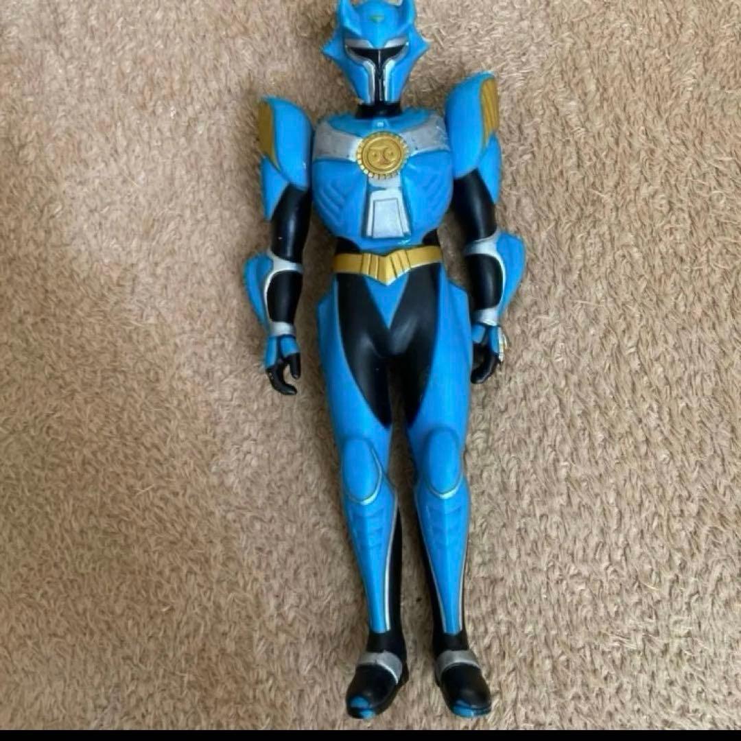 戦隊ヒーロー、仮面ライダー フィギュア ソフビ 8体セット 1体おまけ