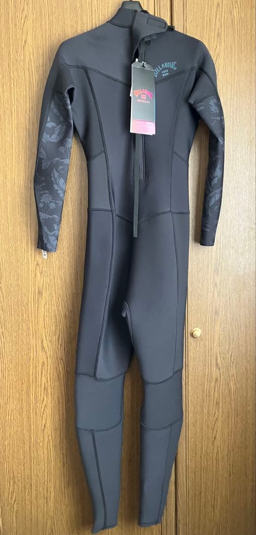 Billabong フルスーツ レディースL 未使用
