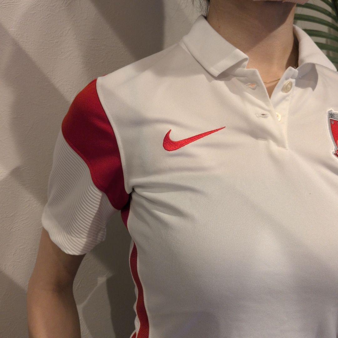 【新品タグ付き】NIKE 浦和レッズ 移動着 ポロシャツ サッカー