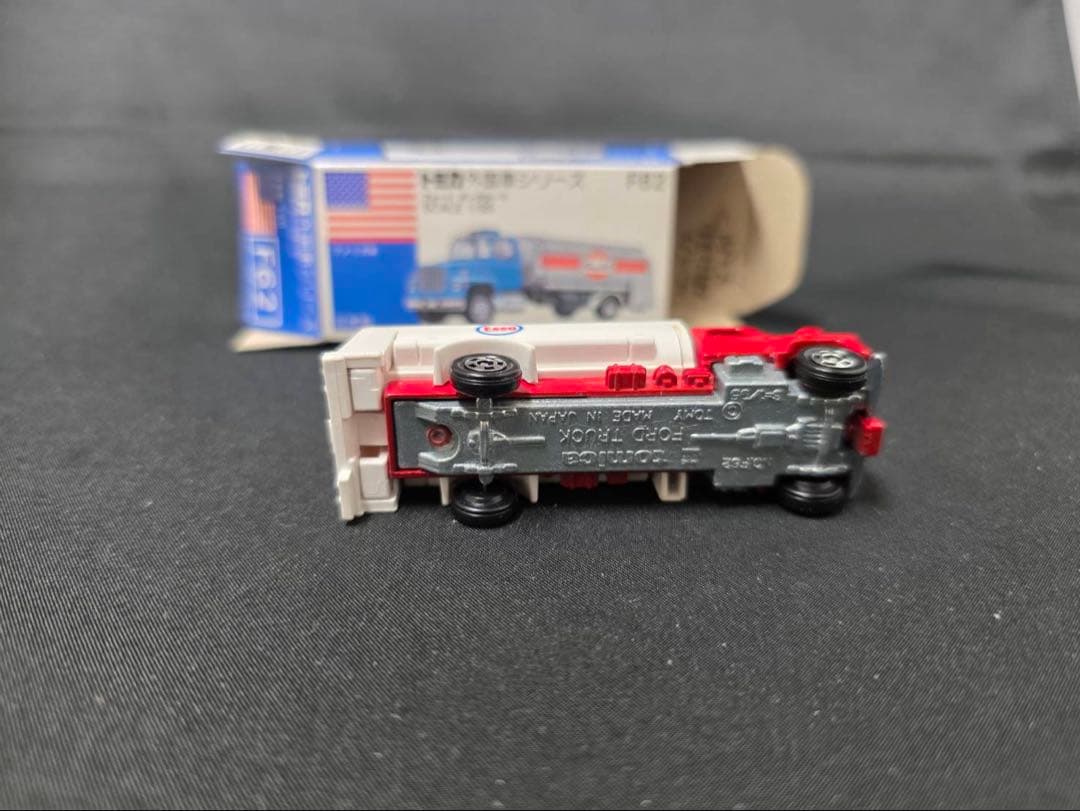 トミカ青箱F62 フォードタンクローリー(日本製)