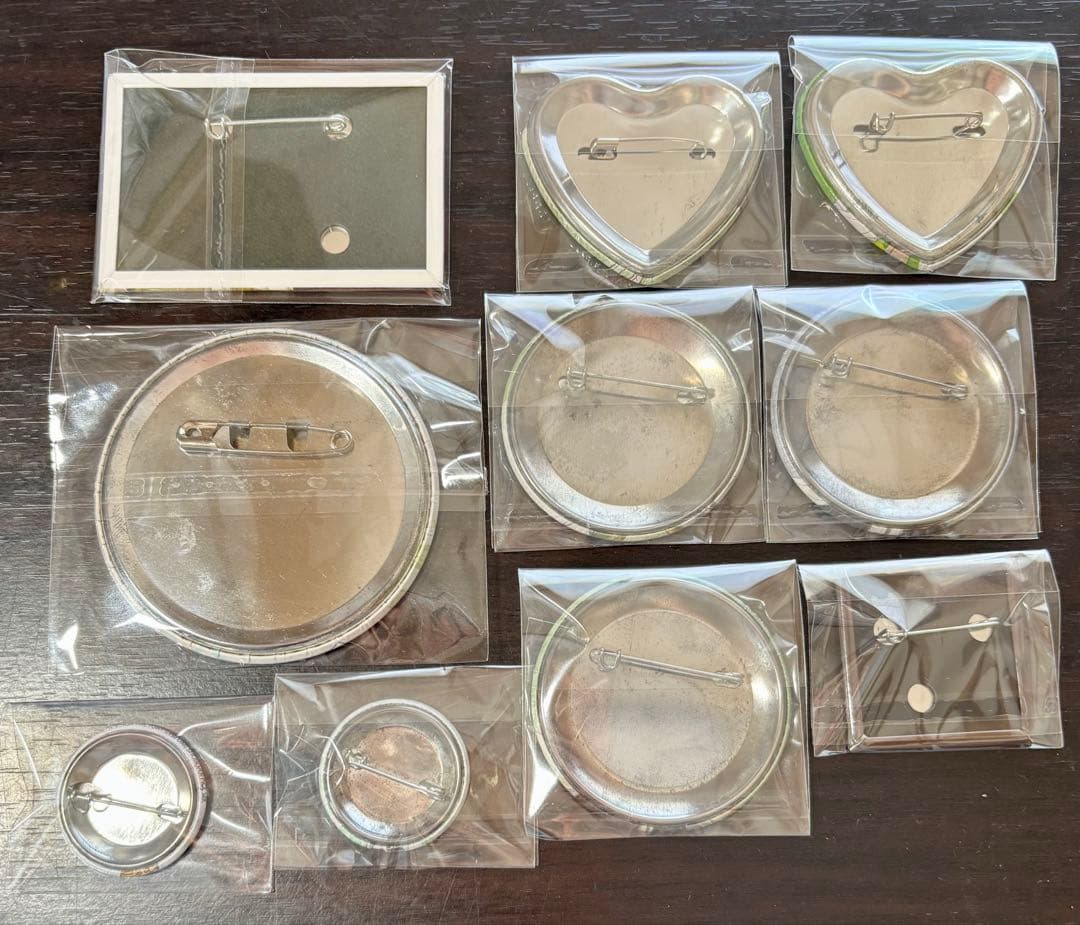 CLOCK ZERO 情報屋 缶バッジ・アクリルキーホルダーセット