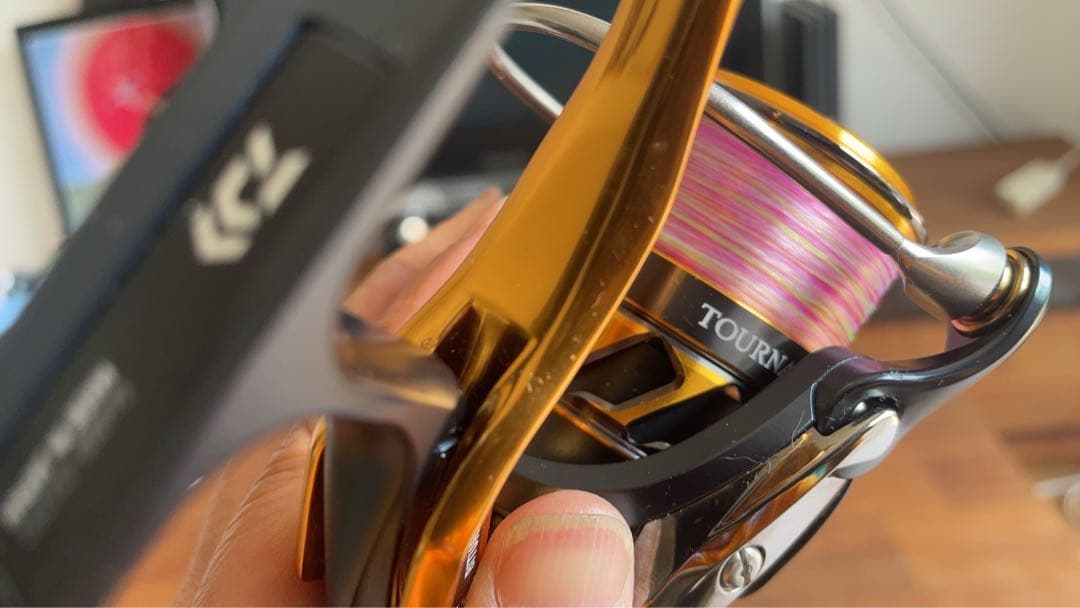 Daiwa 18 トーナメント ISO 2500SH-LBD リール 新品