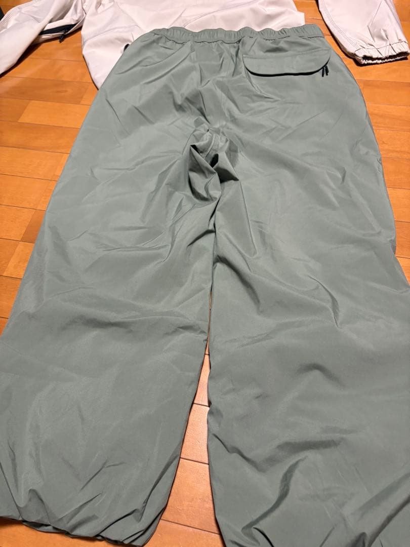 43DEGREES DLITE スノーボードウェア　　上下セット　男女兼用