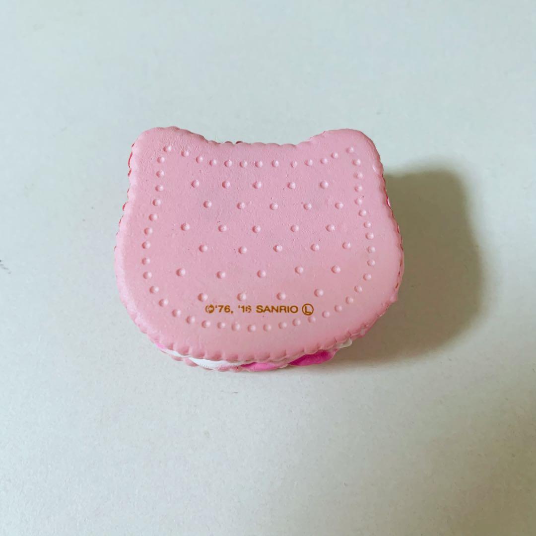 ハローキティ　スクイーズ　クッキー型　キーホルダー