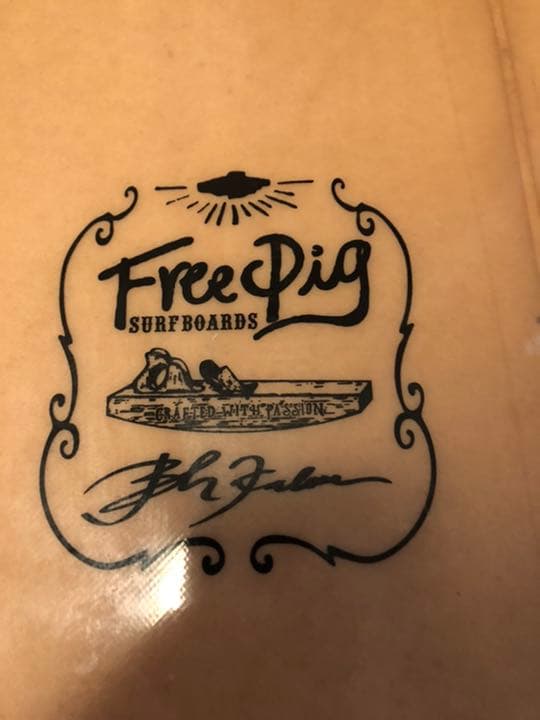 free pig シングルフィン　サーフボード