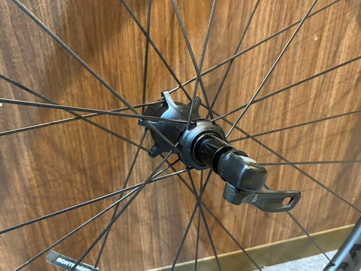 ロードバイク　ホイール　BONTRAGER Aeolus Pro3 新品未使用