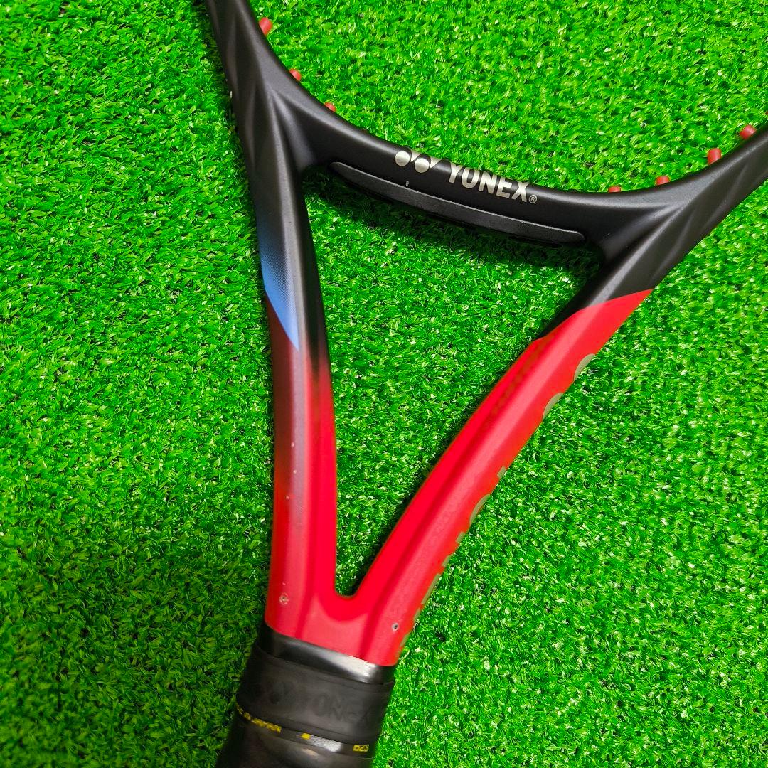 YONEX VCORE 100 テニスラケット スピン