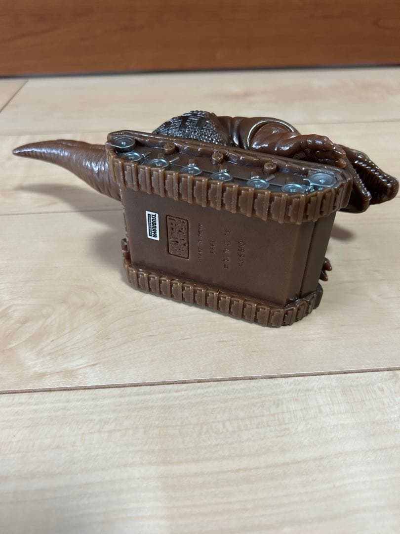【最終値下げ】怪獣郷　恐竜戦車　ソフビ　ウルトラセブン