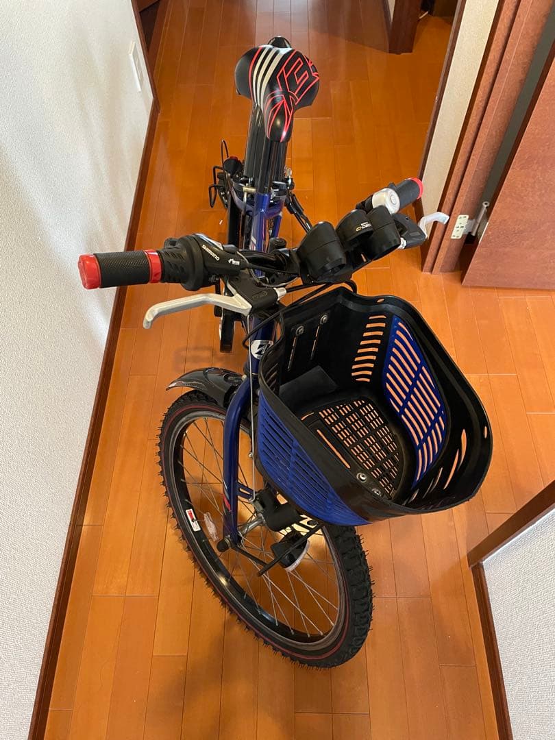 子供用自転車 青 ブリヂストン22インチ　手渡しか着払いで