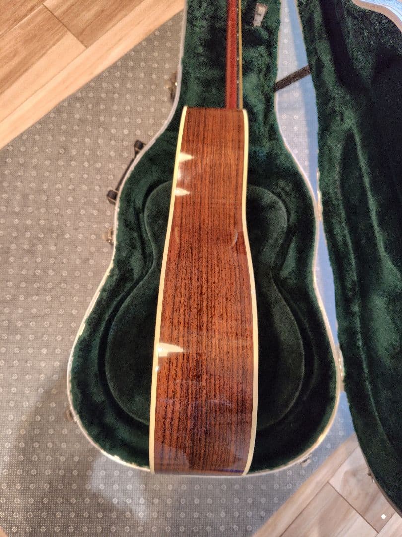 マーチン（Martin）OM28 standard 純正ハードケース付属