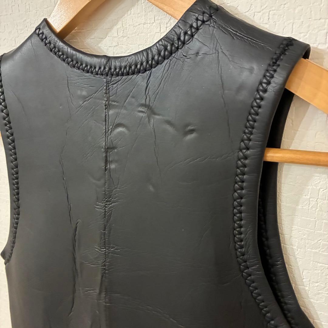 既製サイズML ショートジョン　サーフィン　ボディボード