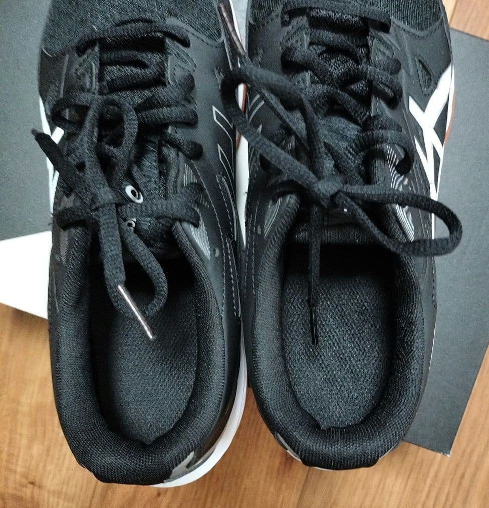 asics バレーシューズ 24.5cm ママバレー 部活 バレーボール