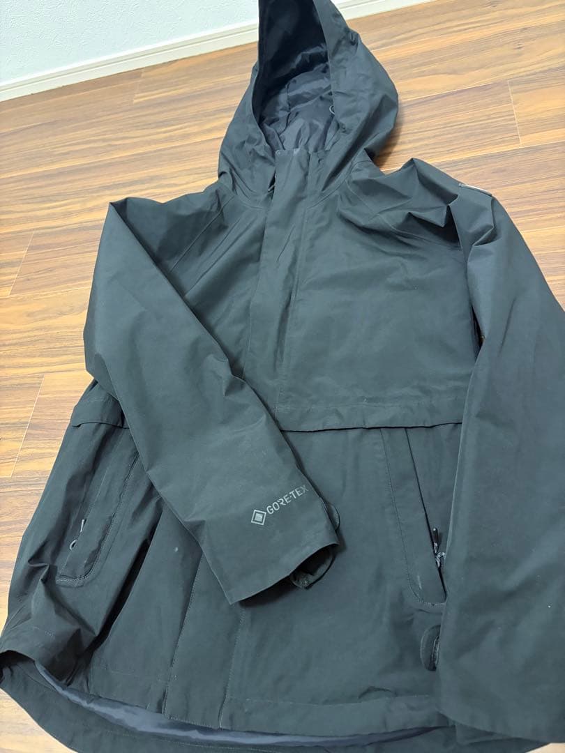 美品 バートン ゴアテックス スノボウェア ジャケット M レディース カイロ