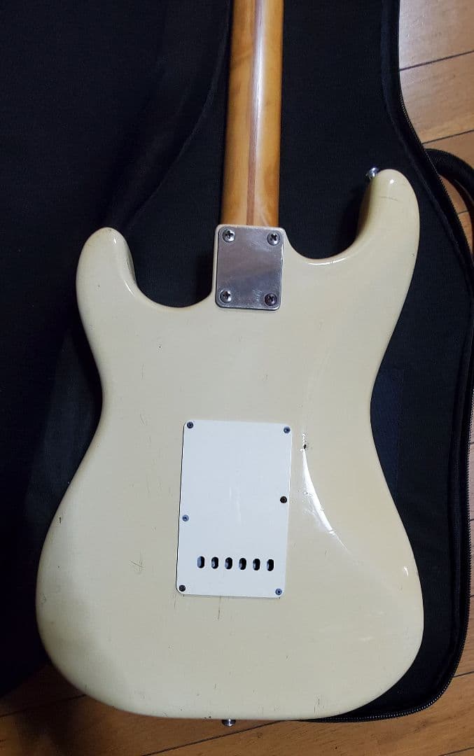 SQUIER AFFINITY ストラトキャスターモデル