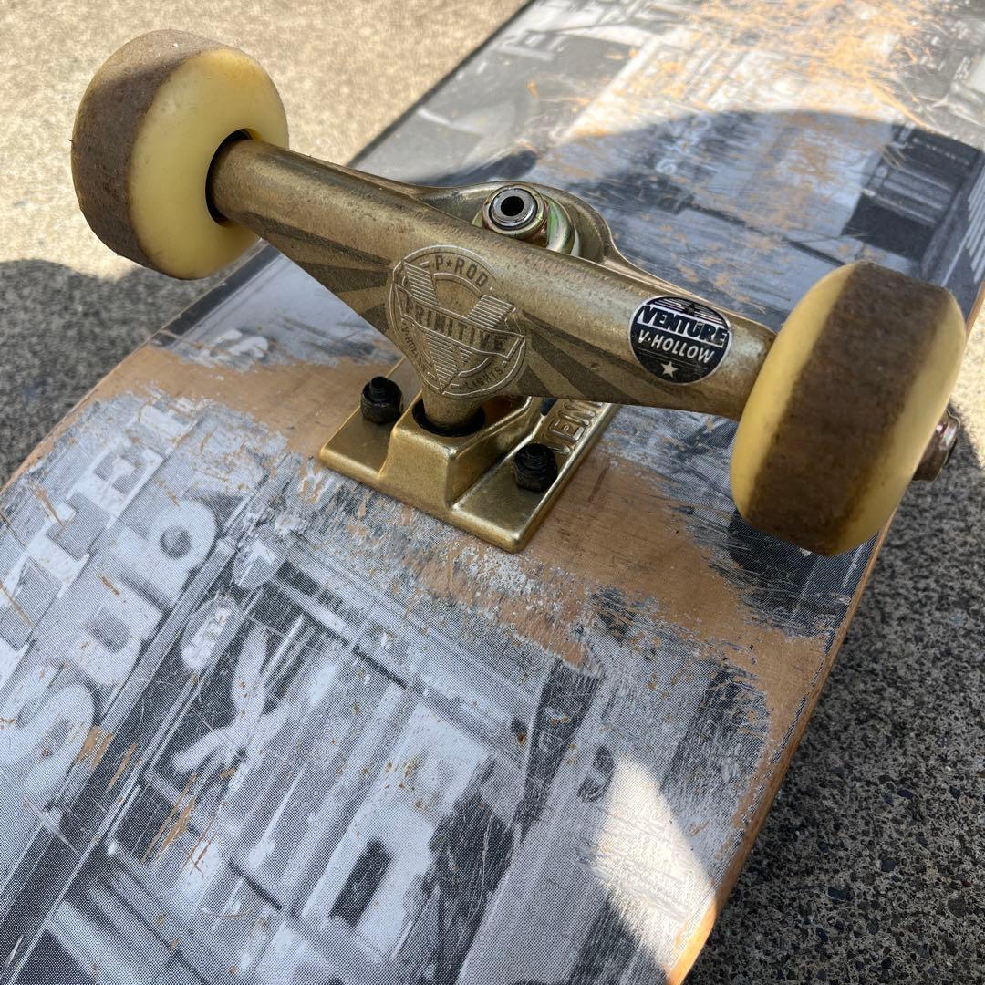 スケートボード Primitive × Venture V-HOLLOW