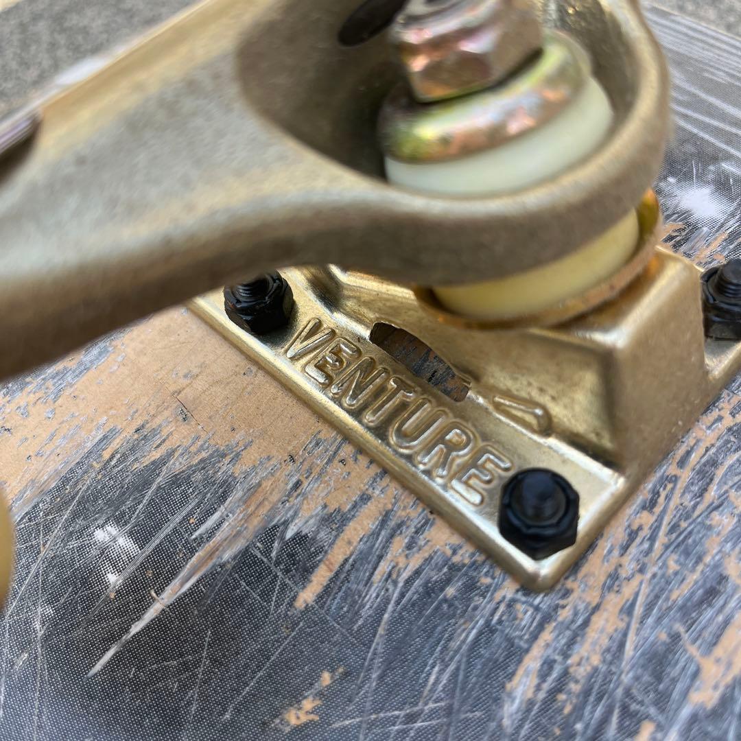 スケートボード Primitive × Venture V-HOLLOW