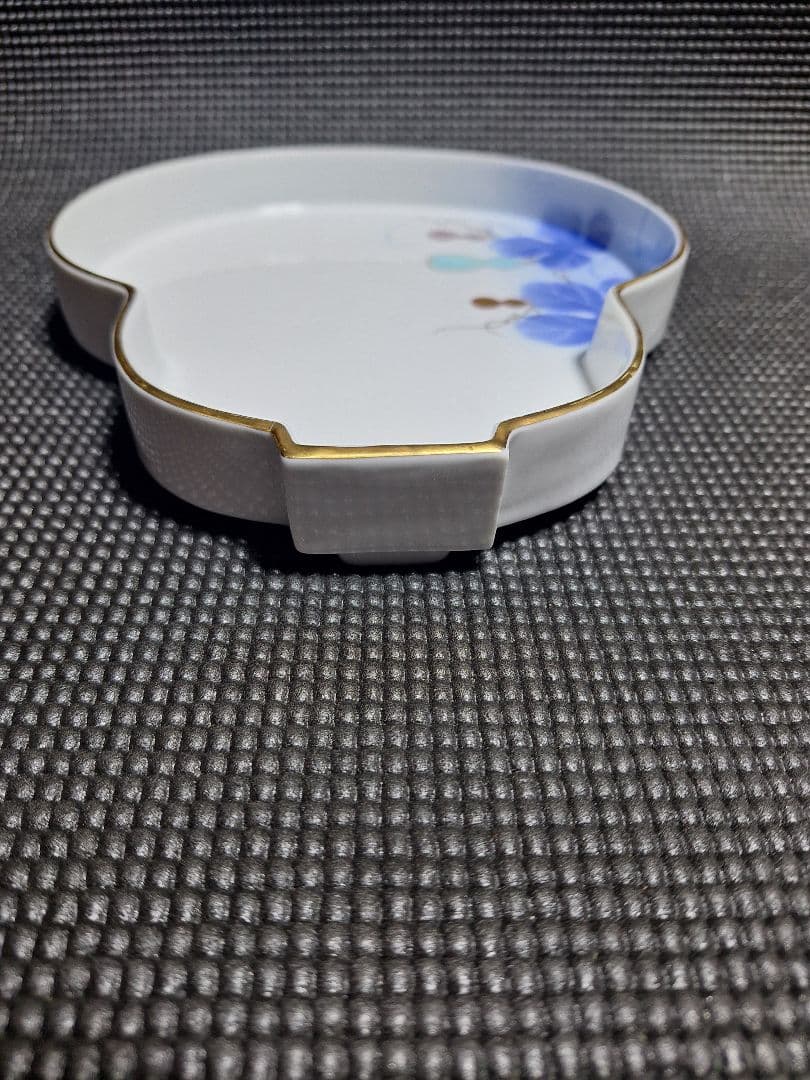 深川製磁　ひょうたん型の装飾皿
