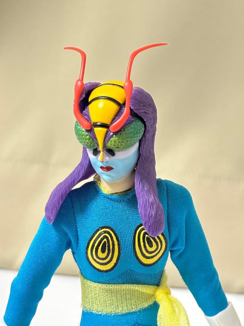 仮面ライダー オオツカ 蜂女