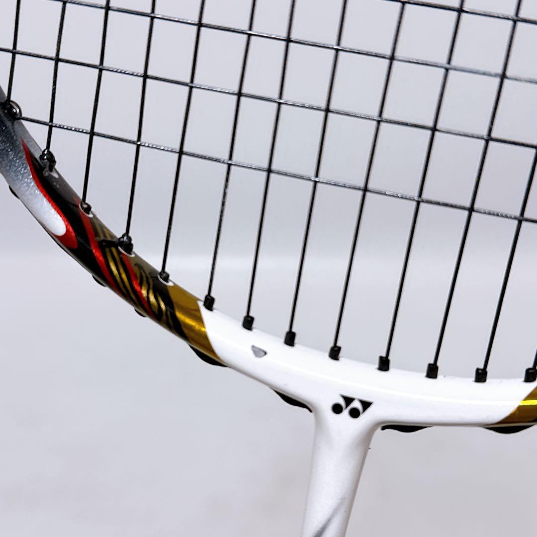 YONEX ヨネックス バドミントンラケット VOLTRIC ボルトリック 80