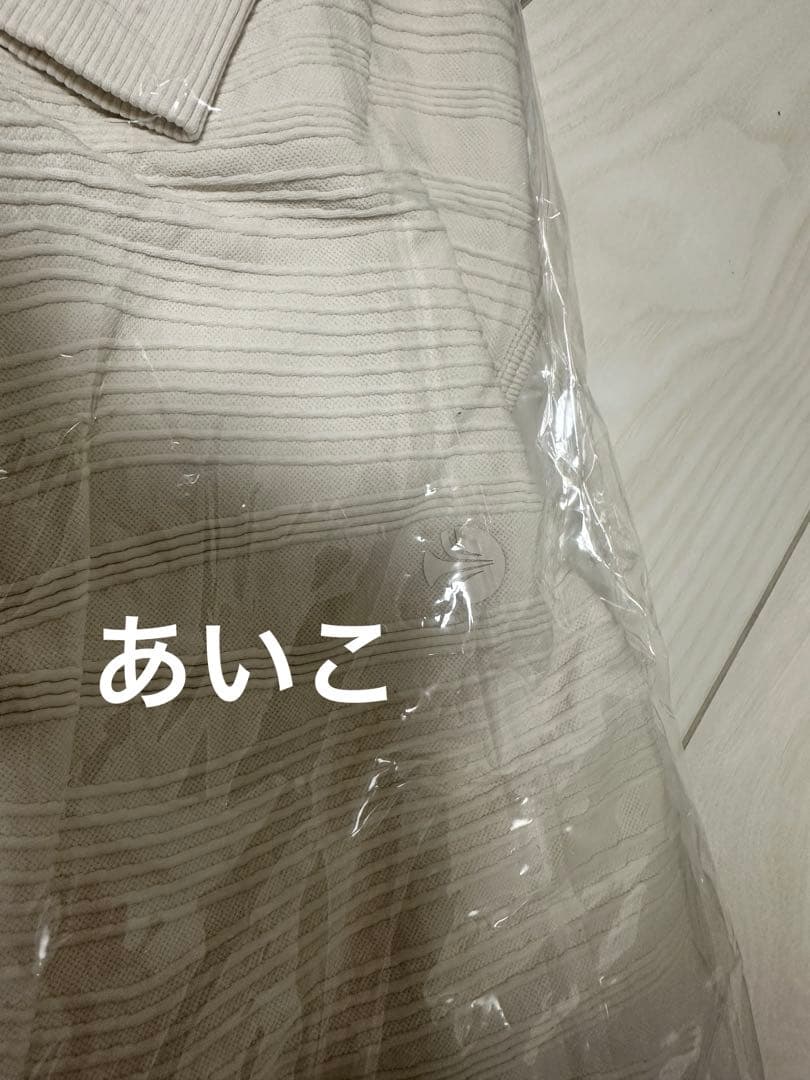 新品❤️【SUKALA】ウエーブリブアクティブクロップドトップスM❤️ホワイト系