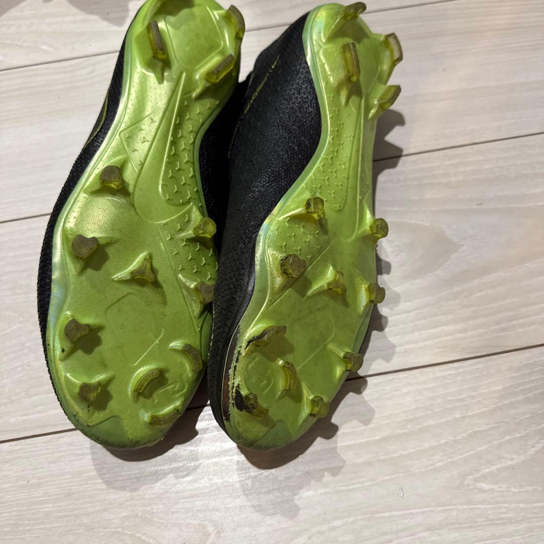 サッカースパイク28cm 海外限定