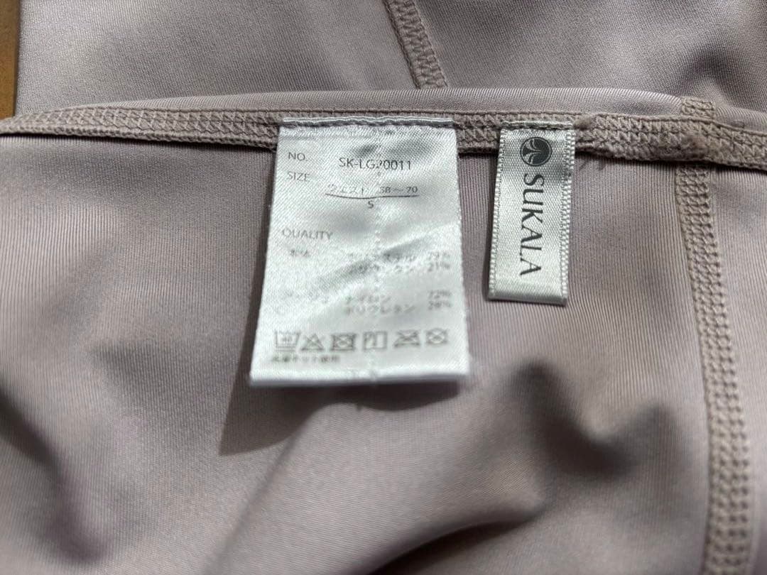 LAVA SUKALA タンクトップ レギンス いろいろ