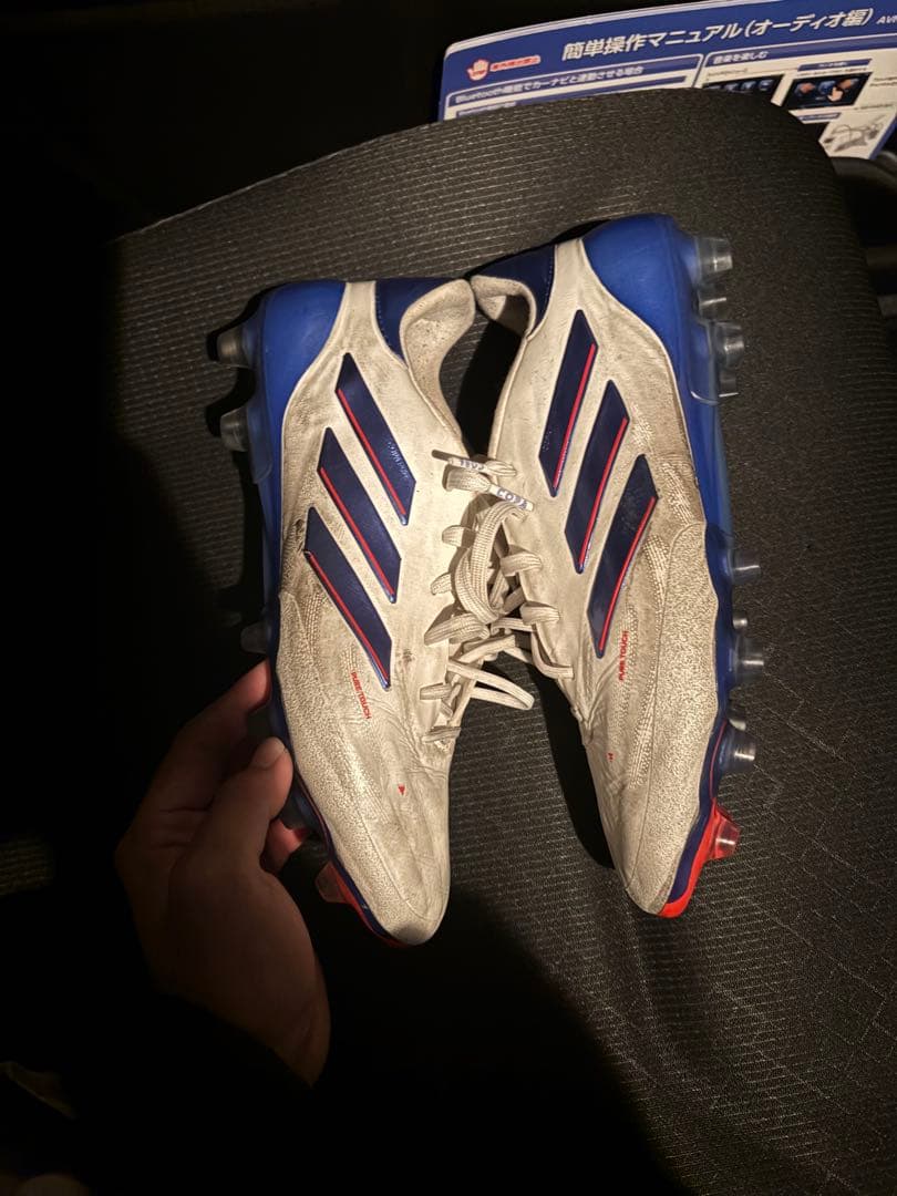 adidas COPA スパイクシューズ ホワイト/ブルー/レッド