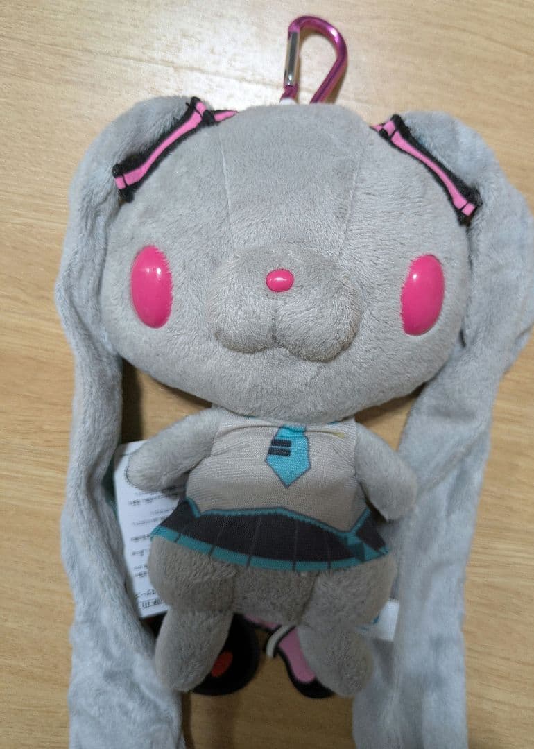 チャックスGP 初音ミク型 汎用うさぎ 着衣パスケース