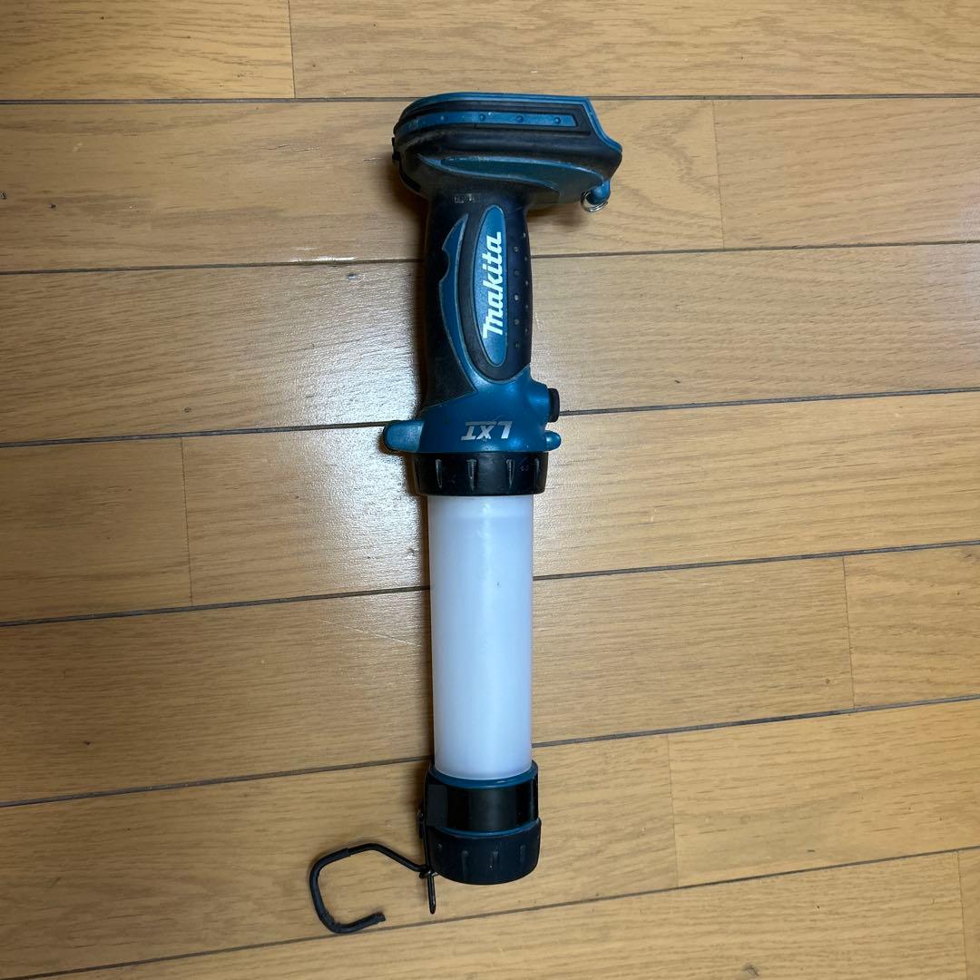 Makita ML806 ワークライト LED ランタン マキタ