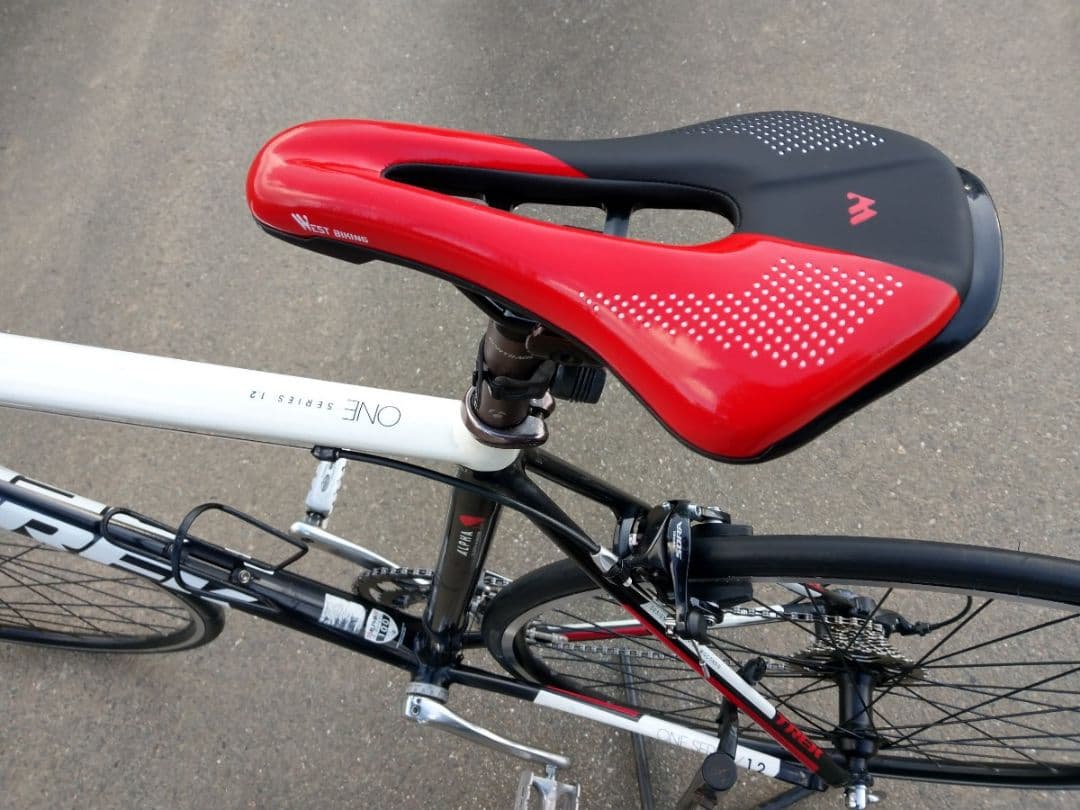 トレック　TREK　 ONE series 1.2　ロードバイク