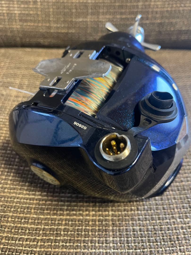 SHIMANO 電動丸　Beast Master ZB 9000