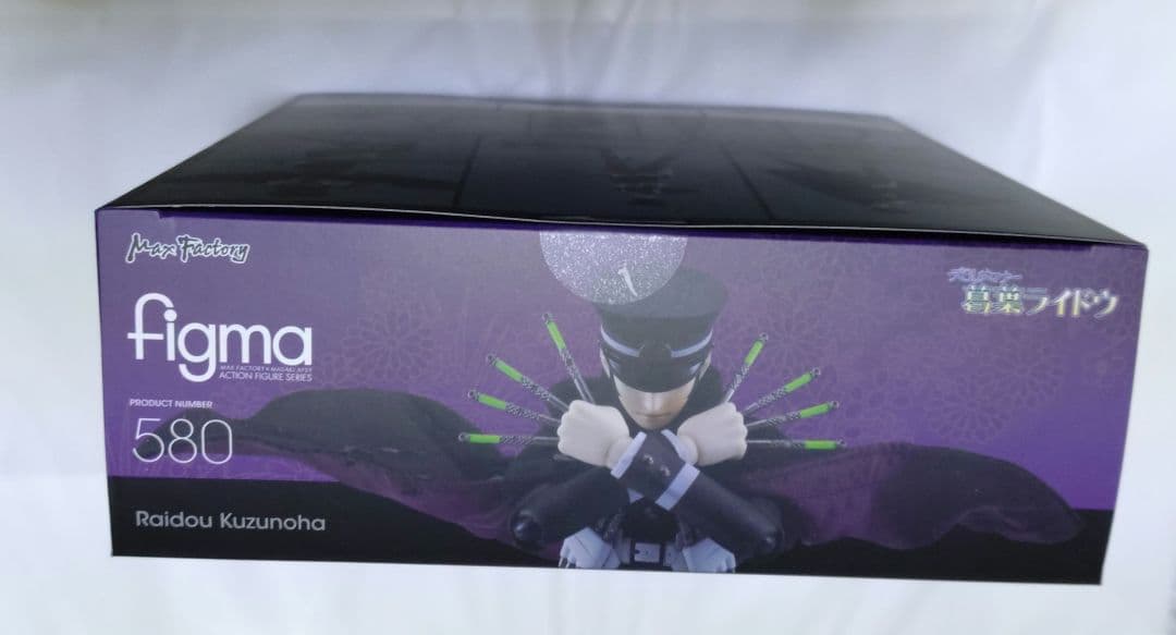 figma デビルサマナー　葛葉ライドウ　フィギュア