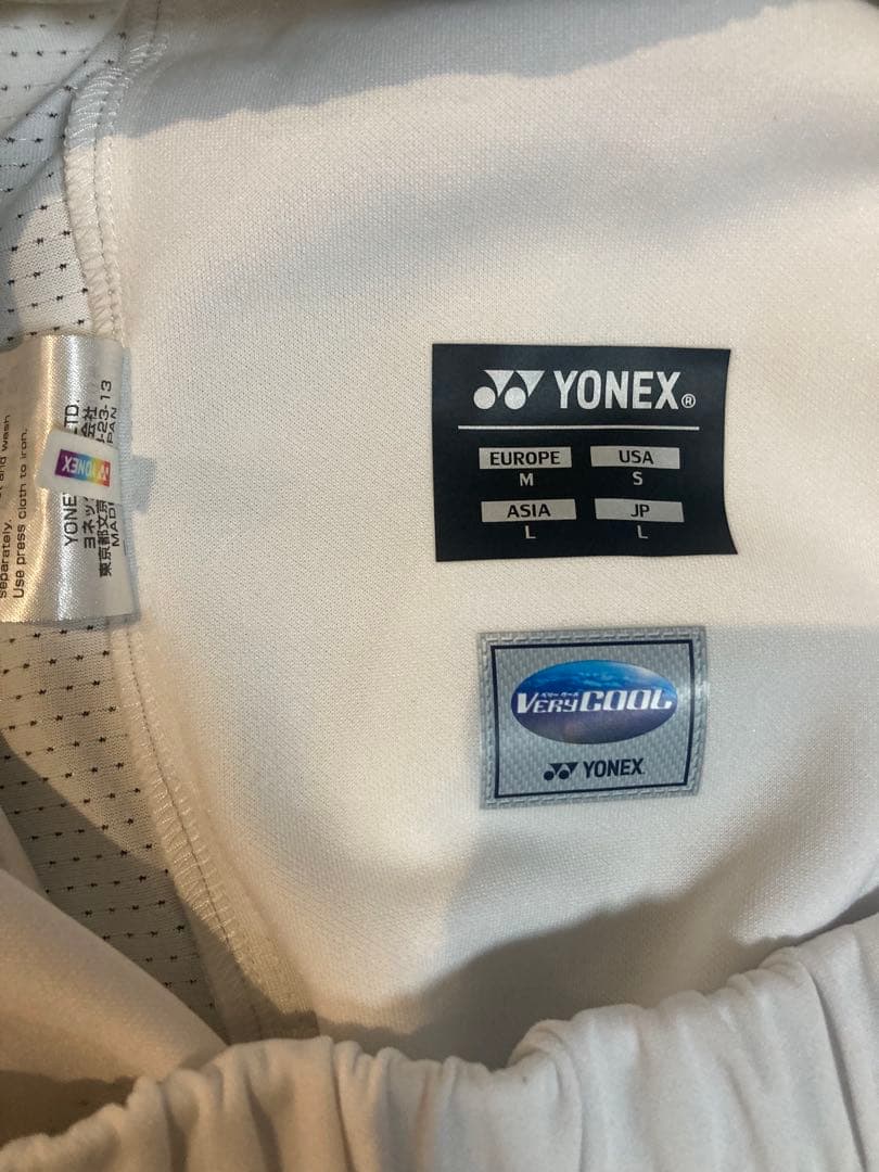 「美品」YONEX メンズゲームシャツ＆パンツセット L 即完売品