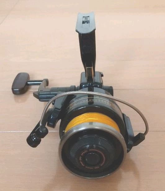 ダイワ ウィスカーカーボ SS1000RD 軽量リアドラグリール《希少品》