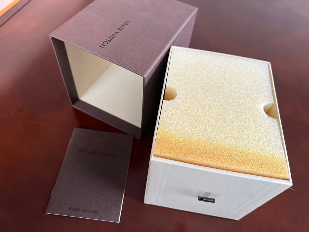Louis Vuitton 気球オブジェ ドーム型ケース入り