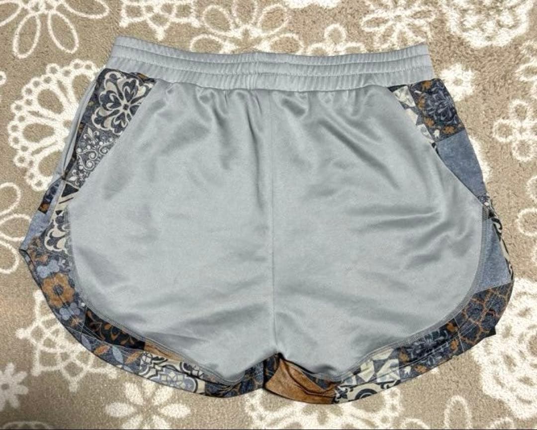 【美品】Admiral テニスウェア 上下セット(サイズ違い)セットアップ